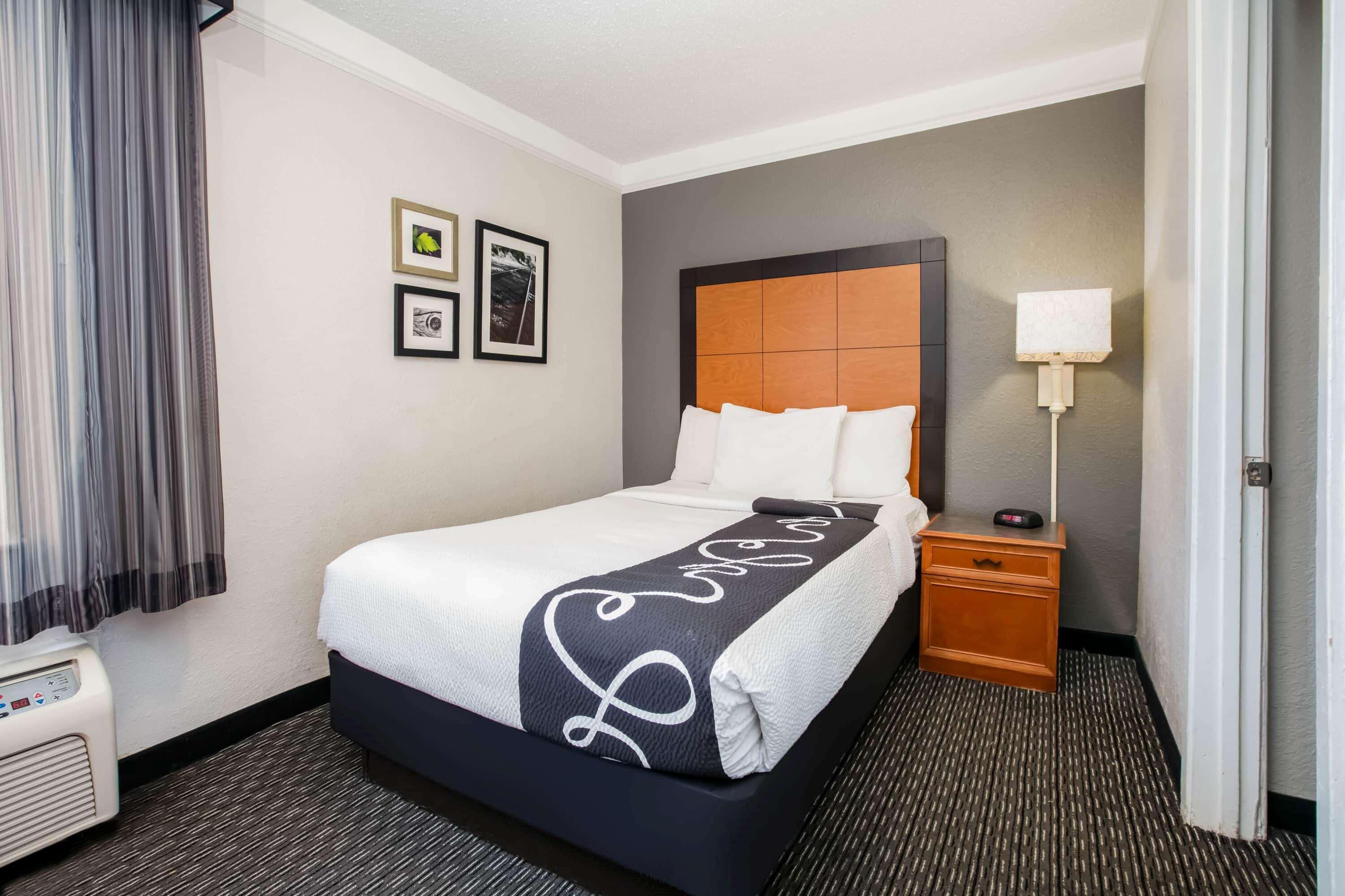 La Quinta Inn By Wyndham Dallas Uptown Kültér fotó