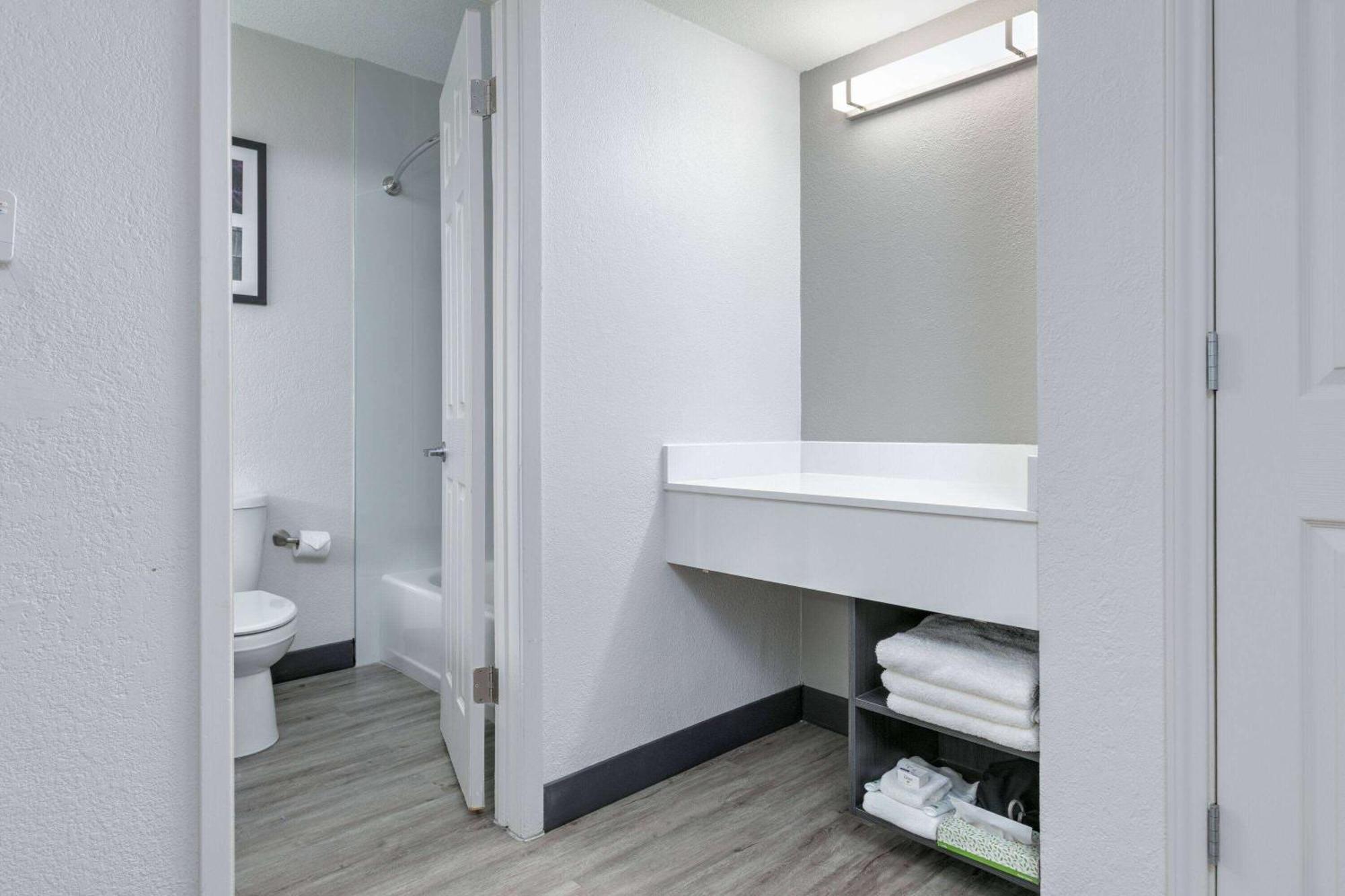 La Quinta Inn By Wyndham Dallas Uptown Kültér fotó