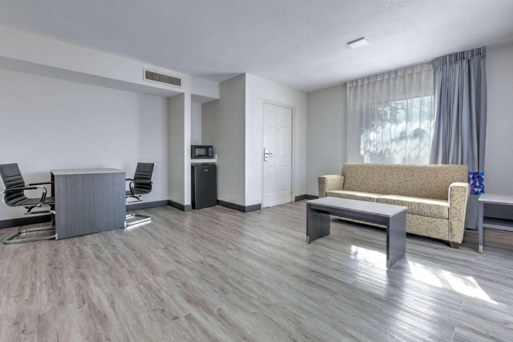 La Quinta Inn By Wyndham Dallas Uptown Kültér fotó
